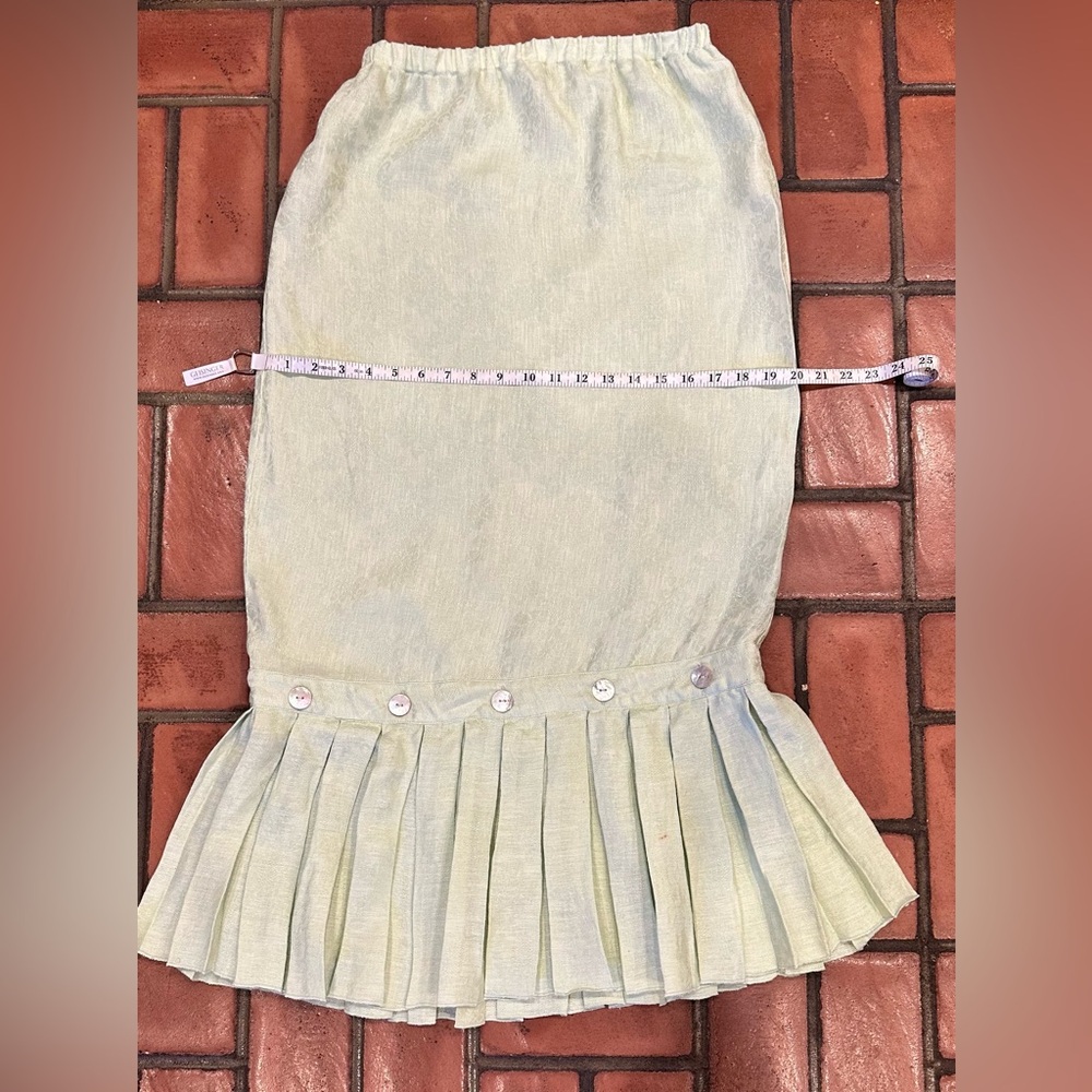 Vintage Two Wishes Linen Chic Pleated Pencil Skirt Light Green floral pattern